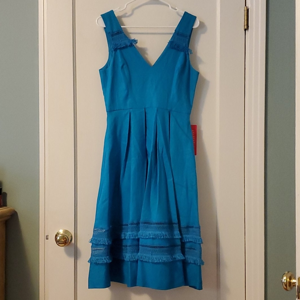 Badgley Mischka Linen Garden Party Dress